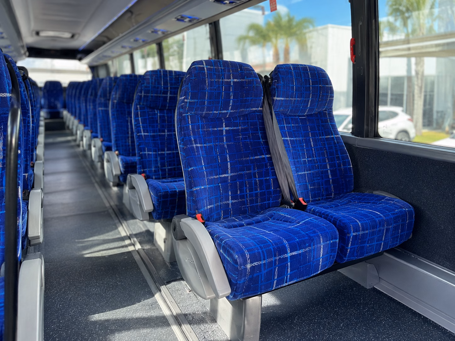 charter buses and minibuses for every size wedding guest list