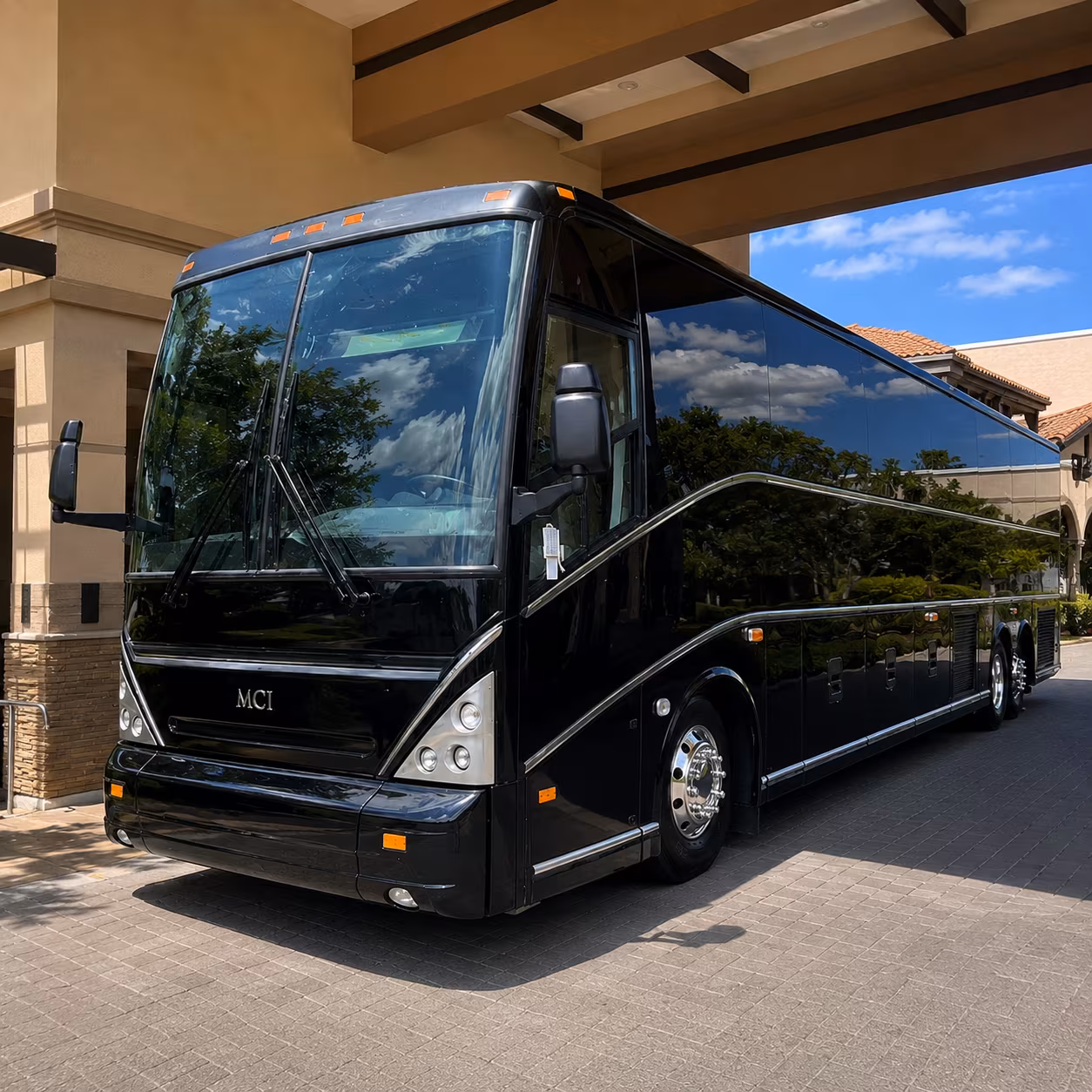 shuttle your team between baldwin park and the pasadena convention center with ease